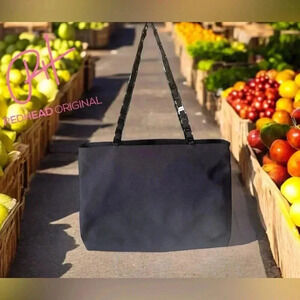 Ferragamo Nylon tote EUC with no rips, tears or odor- simple quiet luxury